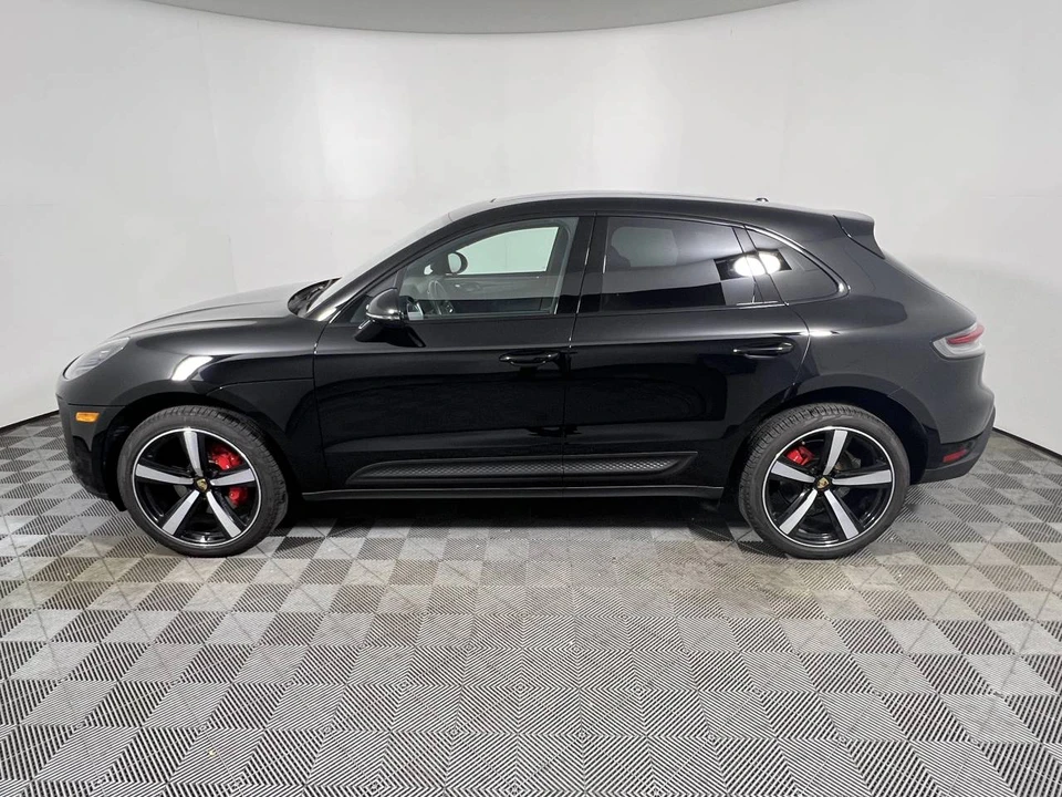 2022 Porsche Macan S - Image 2 of 5