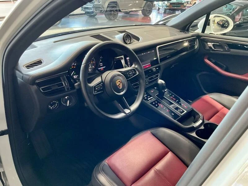 2022 Porsche Macan S - Image 10 of 12