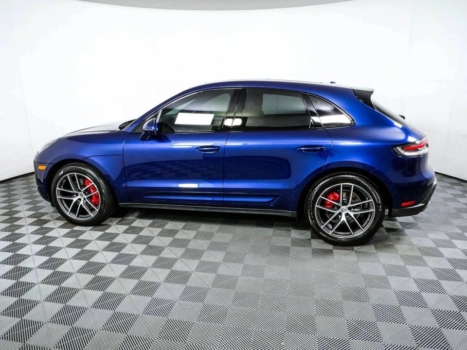 2022 Porsche Macan S - Image 2 of 5