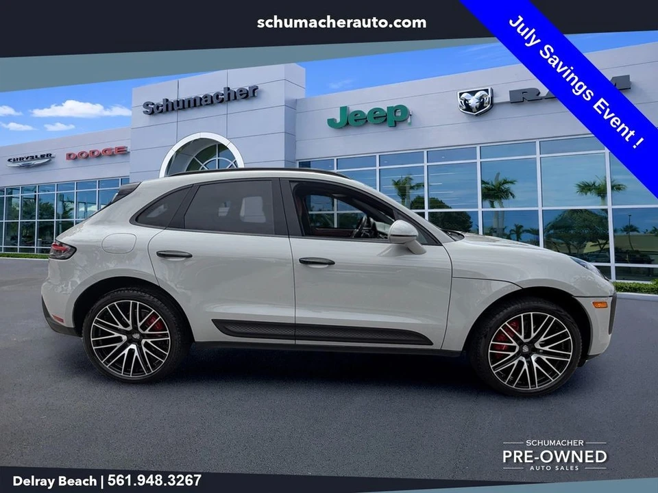 2022 Porsche Macan S - Image 8 of 30