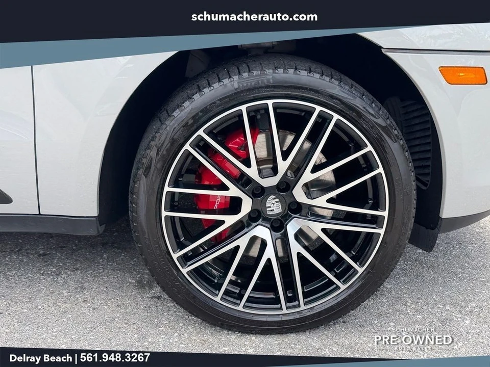 2022 Porsche Macan S - Image 9 of 30