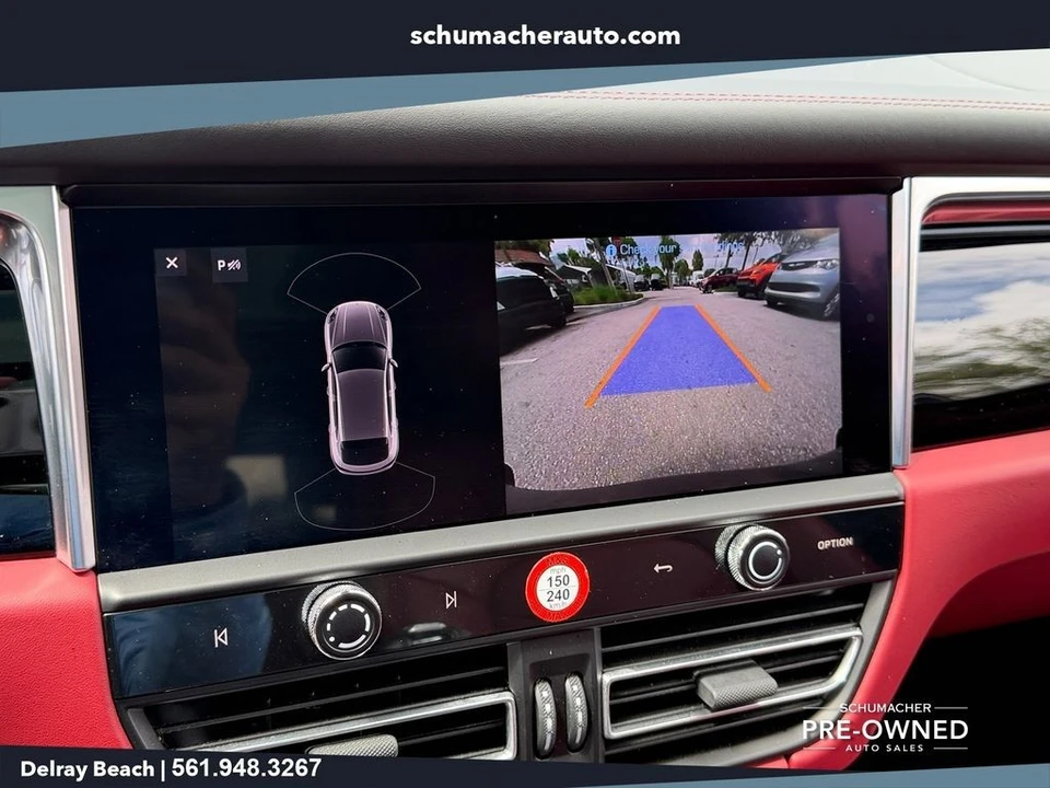 2022 Porsche Macan S - Image 22 of 30