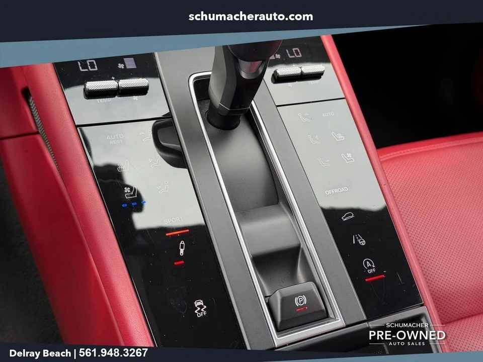 2022 Porsche Macan S - Image 25 of 30