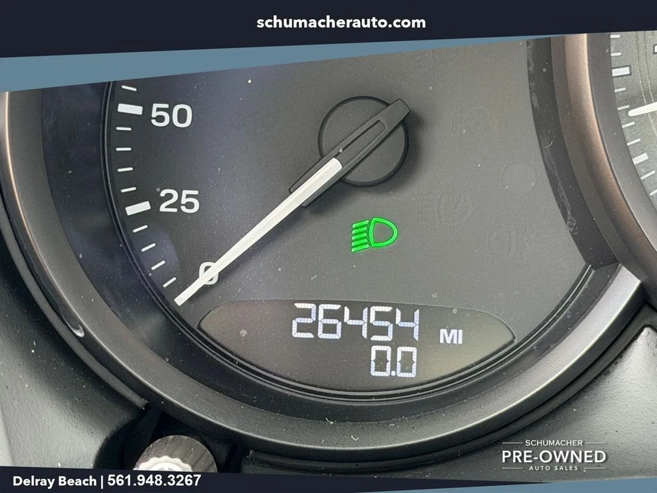 2022 Porsche Macan S - Image 29 of 30