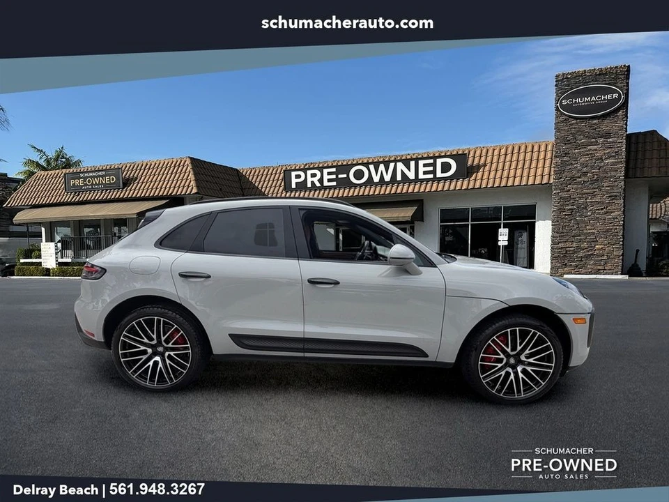 2022 Porsche Macan S - Image 8 of 30