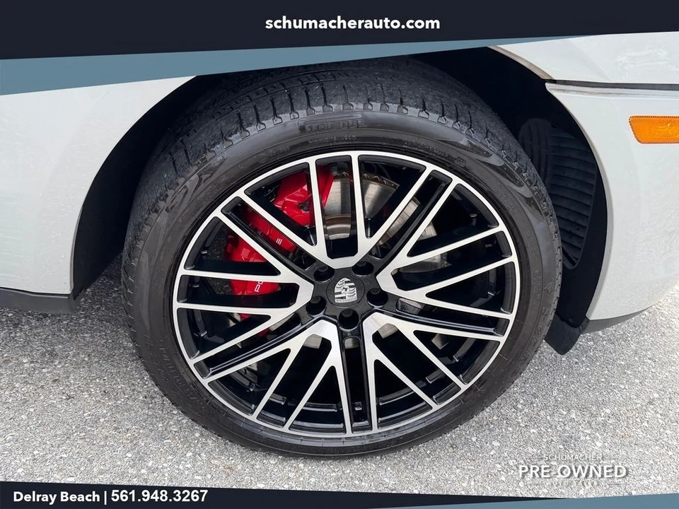 2022 Porsche Macan S - Image 19 of 30