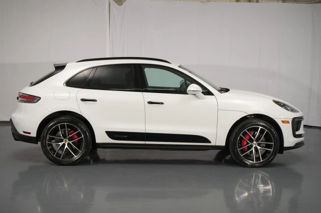 2022 Porsche Macan S - Image 17 of 21