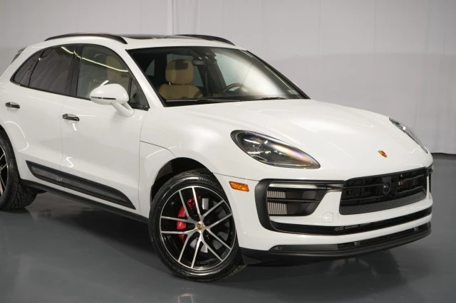 2022 Porsche Macan S - Image 15 of 21