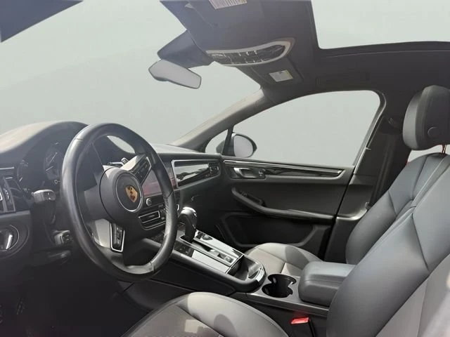 2022 Porsche Macan S - Image 12 of 20