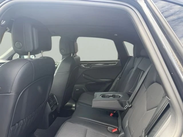2022 Porsche Macan S - Image 10 of 20