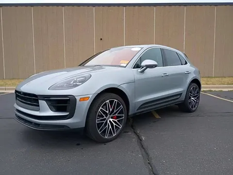 2022 Porsche Macan S