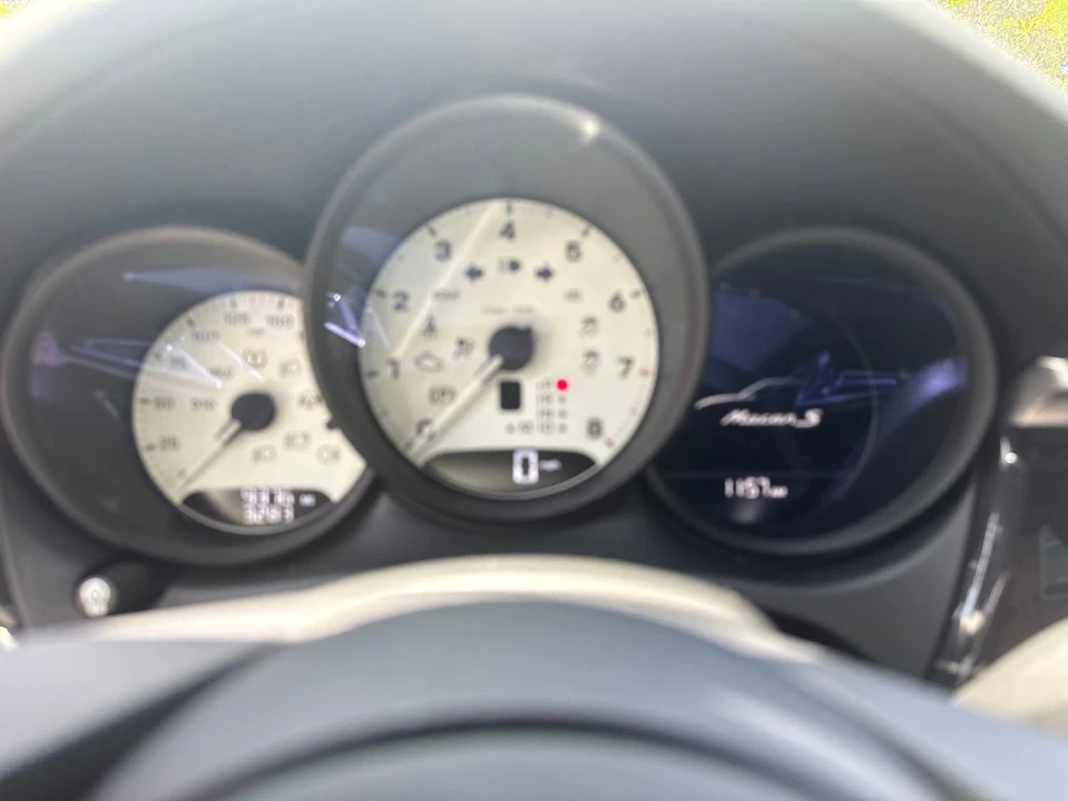 2022 Porsche Macan S - Image 14 of 31