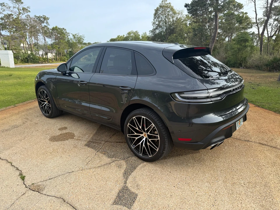 2022 Porsche Macan S - Image 7 of 31