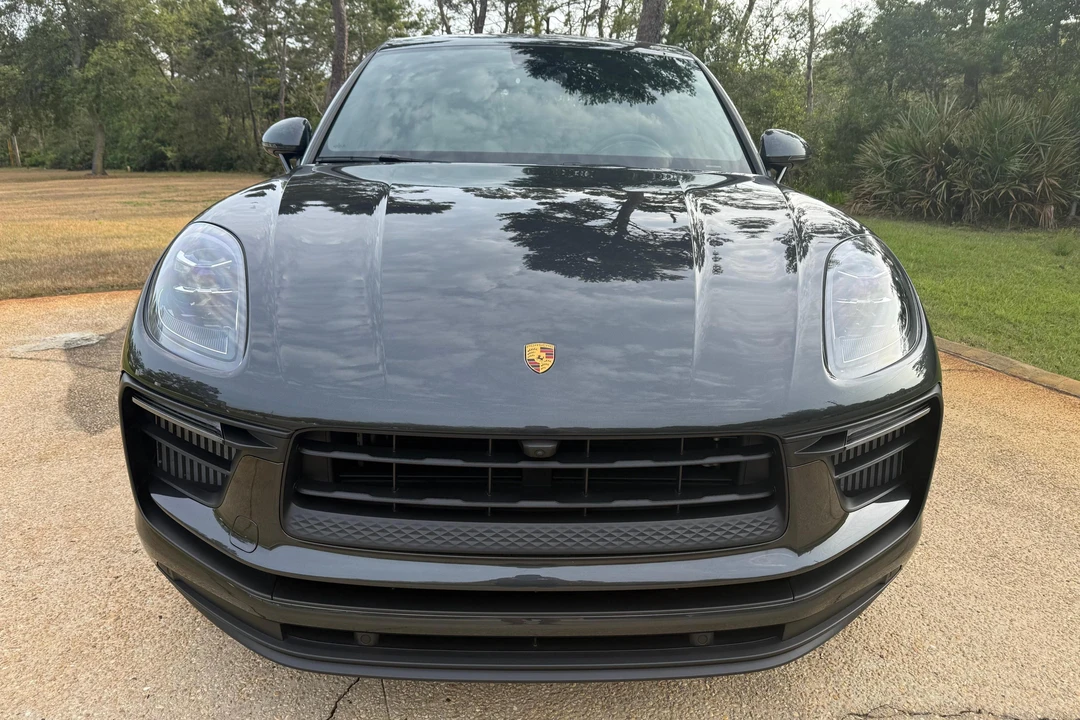 2022 Porsche Macan S - Image 2 of 31