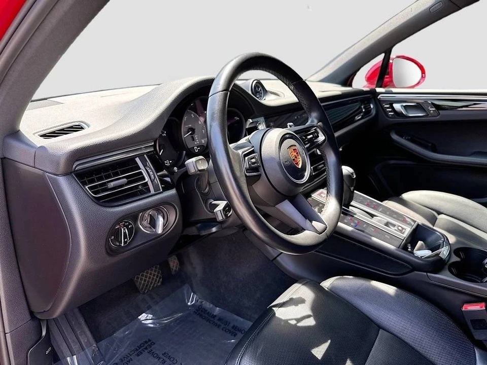 2022 Porsche Macan S - Image 4 of 5