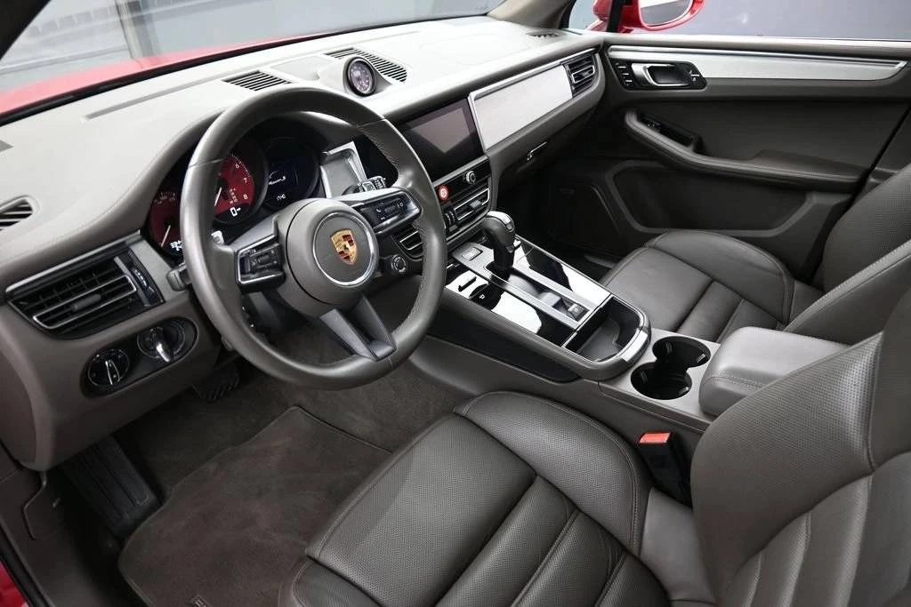 2022 Porsche Macan S - Image 4 of 5