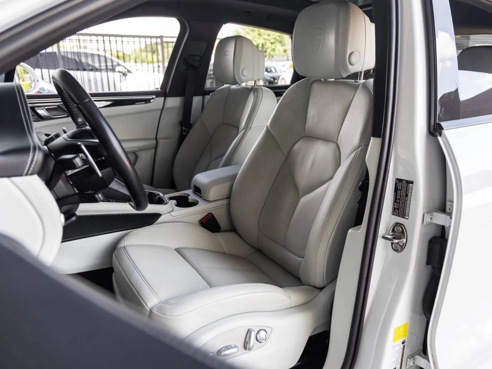 2022 Porsche Macan S - Image 5 of 5