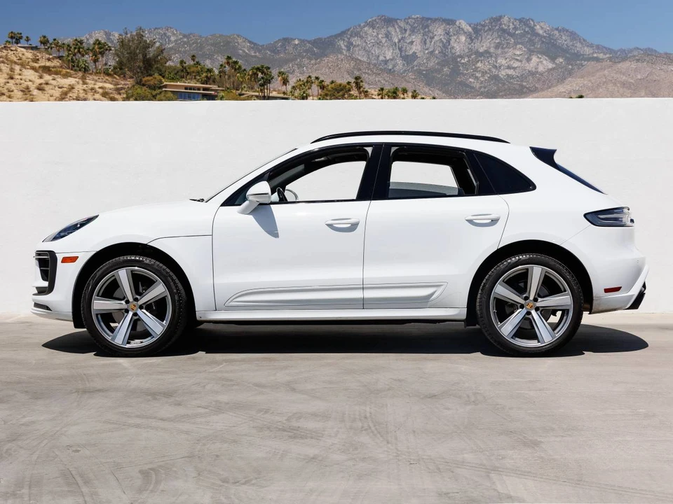 2022 Porsche Macan S - Image 2 of 5
