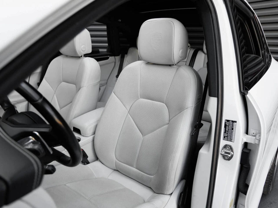 2022 Porsche Macan S - Image 5 of 5