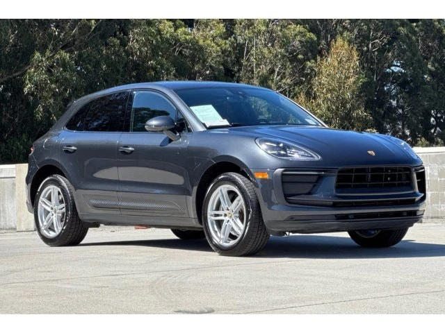 2022 Porsche Macan - Image 6 of 31