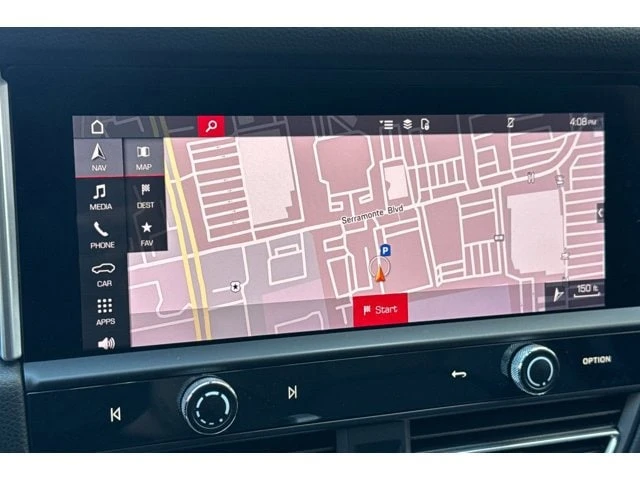 2022 Porsche Macan - Image 26 of 31