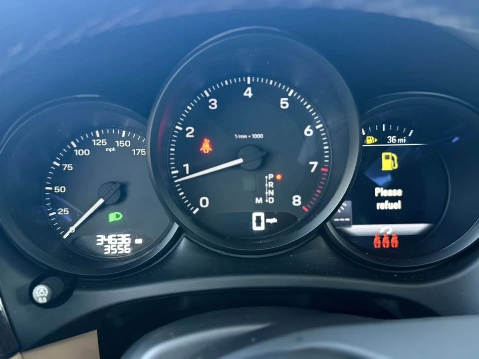 2022 Porsche Macan - Image 15 of 15