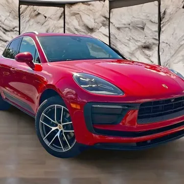 2022 Porsche Macan Sport Utility 4D