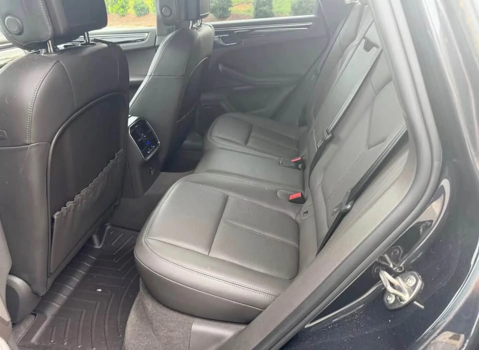 2022 Porsche Macan - Image 4 of 12