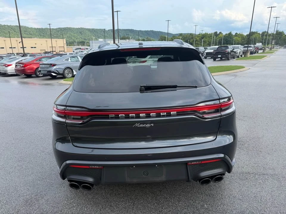 2022 Porsche Macan - Image 6 of 13