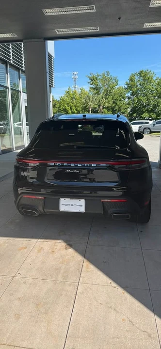 2022 Porsche Macan - Image 4 of 15