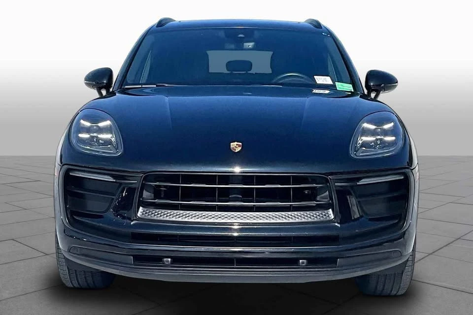 2022 Porsche Macan - Image 3 of 15