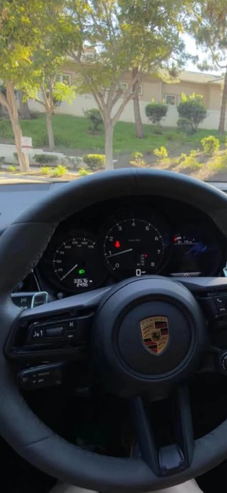 2022 Porsche Macan - Image 11 of 11