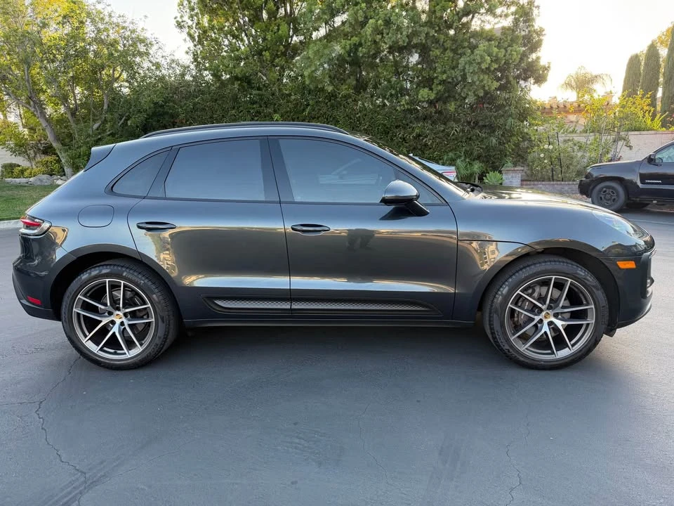 2022 Porsche Macan - Image 4 of 20
