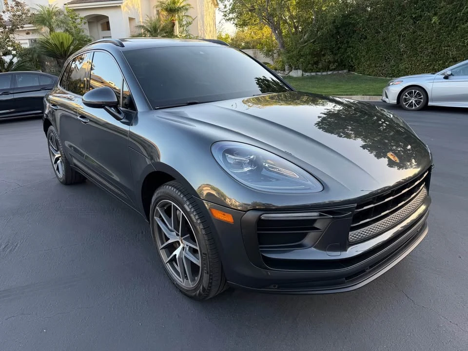 2022 Porsche Macan - Image 3 of 20