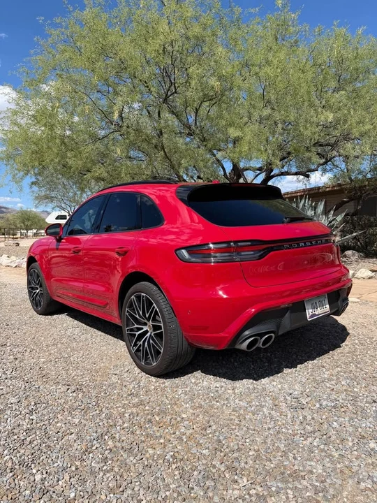 2022 Porsche Macan Turbo - Image 4 of 11