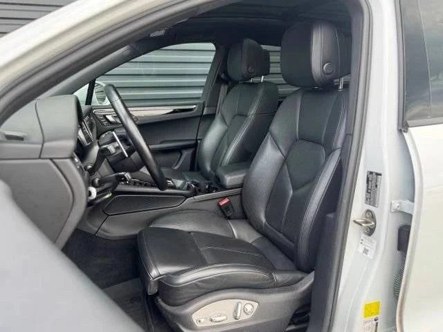2022 Porsche Macan - Image 5 of 5