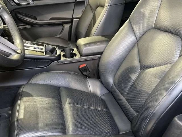 2022 Porsche Macan - Image 5 of 5