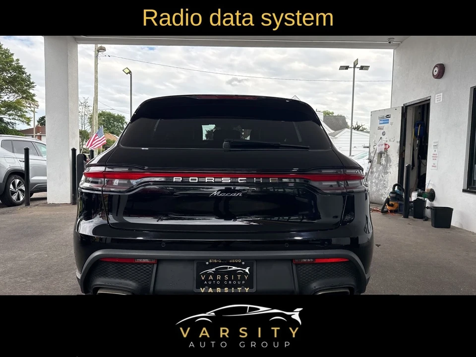 2022 Porsche Macan - Image 5 of 21