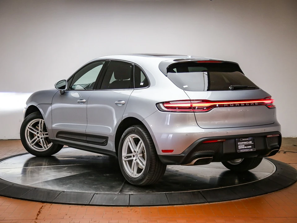 2022 Porsche Macan - Image 3 of 31