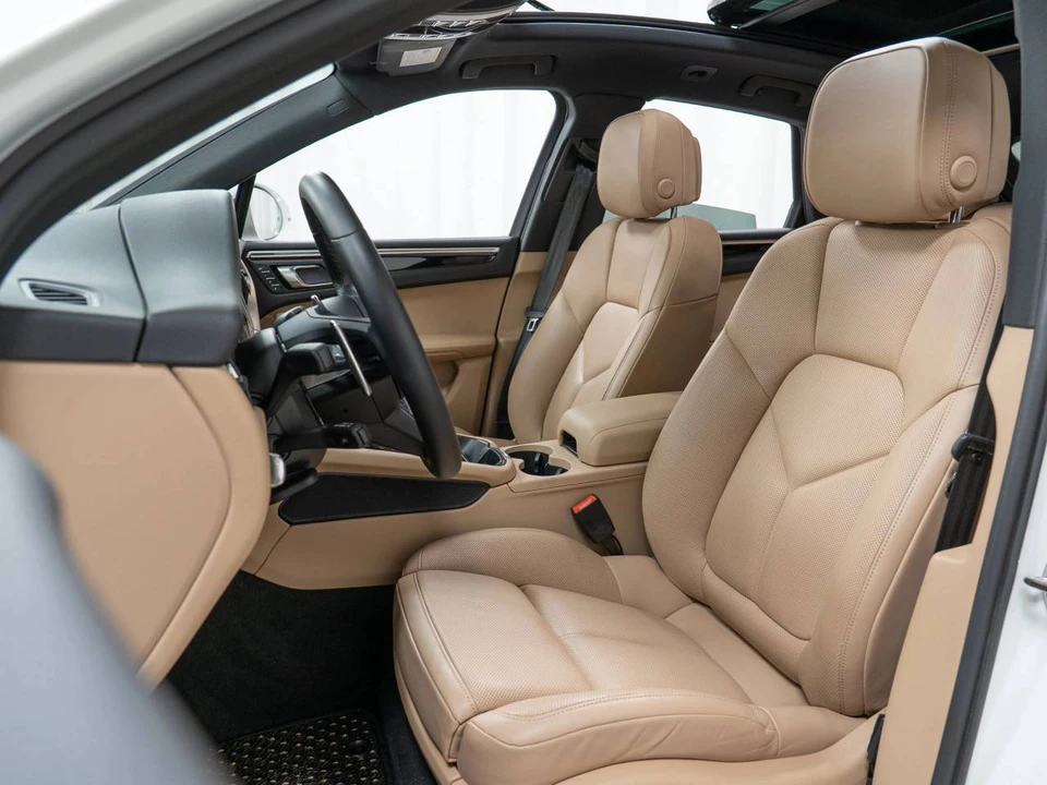 2022 Porsche Macan - Image 5 of 5