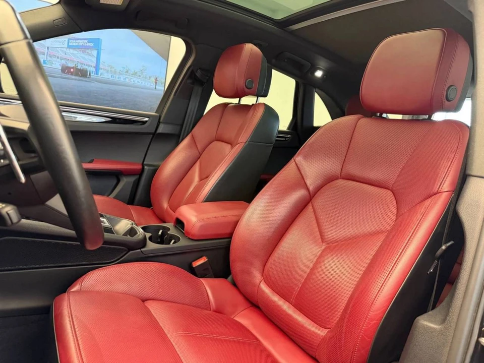 2022 Porsche Macan - Image 5 of 5