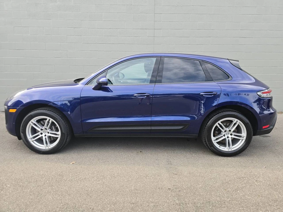 2022 Porsche Macan - Image 2 of 5