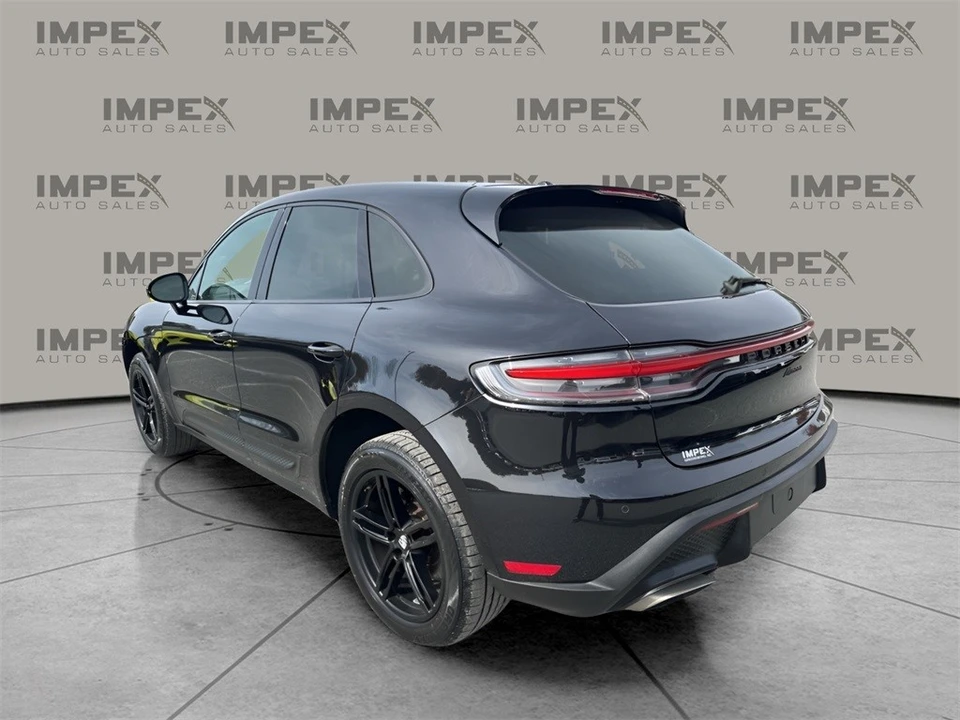 2022 Porsche Macan - Image 3 of 12