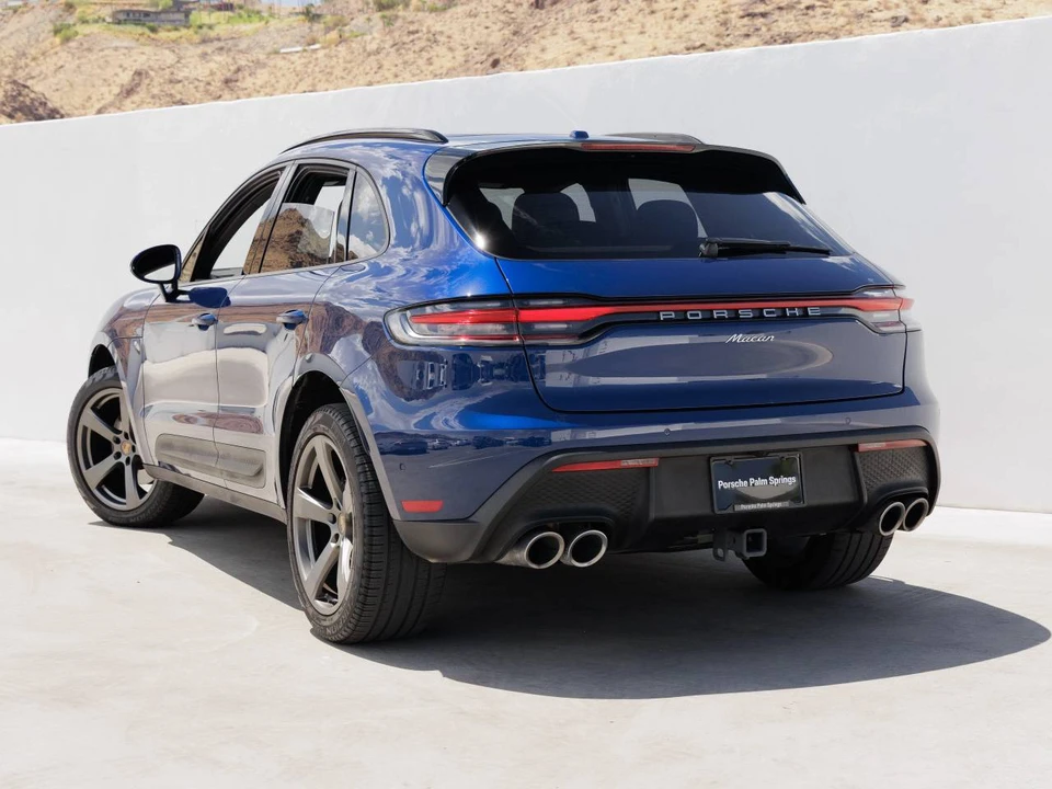 2022 Porsche Macan - Image 3 of 5