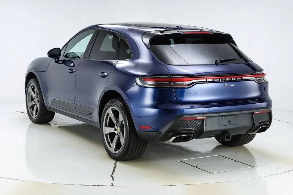 2022 Porsche Macan - Image 3 of 5