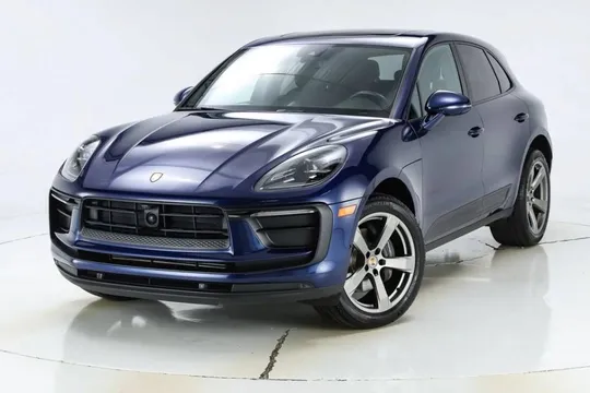 2022 Porsche Macan