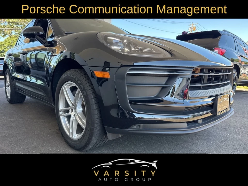 2022 Porsche Macan - Image 11 of 21
