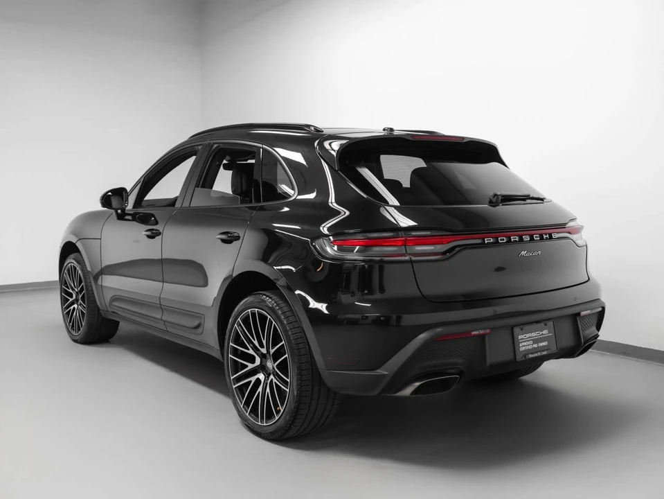2022 Porsche Macan - Image 3 of 5
