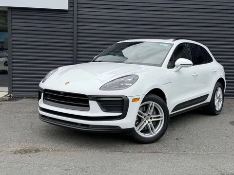 2022 Porsche Macan