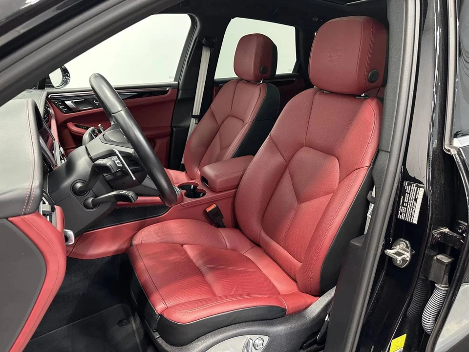 2022 Porsche Macan - Image 5 of 5